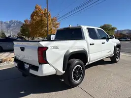 2024  Toyota Tacoma - Thumbnail 4