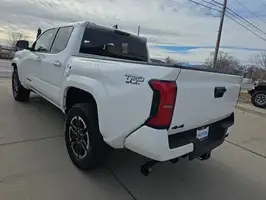 2025  Toyota Tacoma - Thumbnail 7