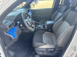 2025  Toyota Tacoma - Thumbnail 17