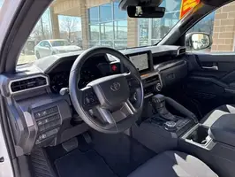 2025  Toyota Tacoma - Thumbnail 9