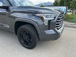 2023  Toyota Tundra Hybrid - Thumbnail 2